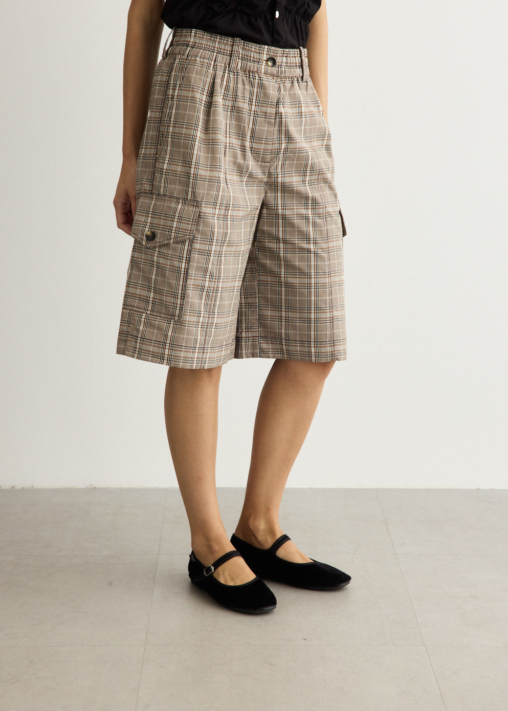 Neeto Shorts