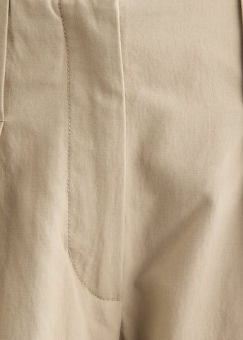 Wide Two-Tuck Pants