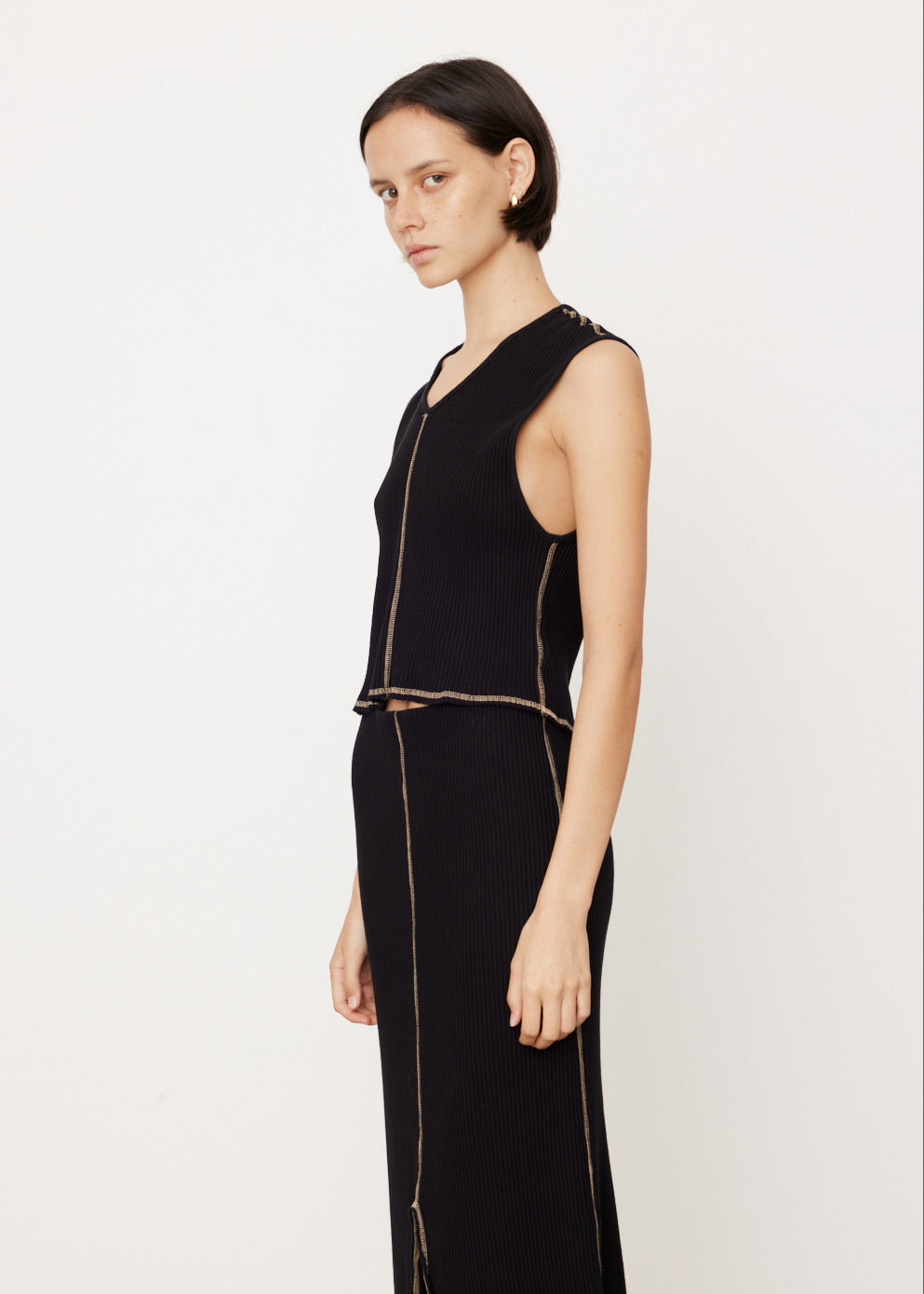 Contrast Drapey Rib V-Neck Tank