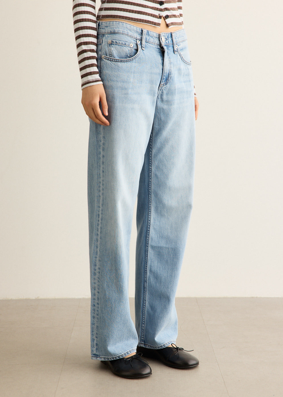 Featherweight Cam Low Rise Full Straight Jeans