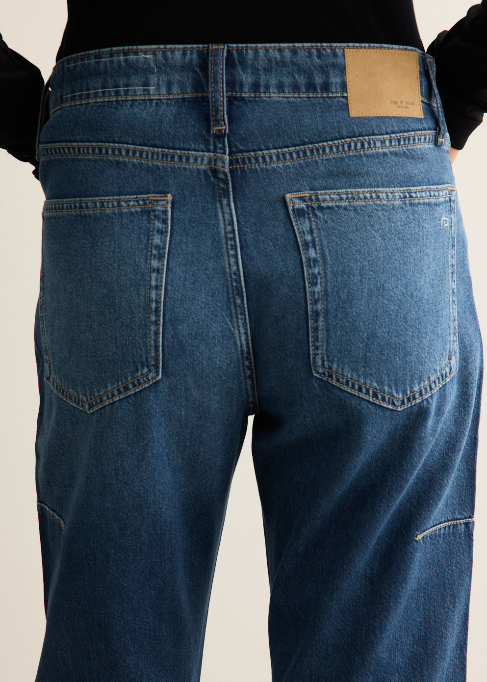 Stevie Ankle Slim Tapered Jeans