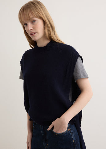 Mathilde Vest