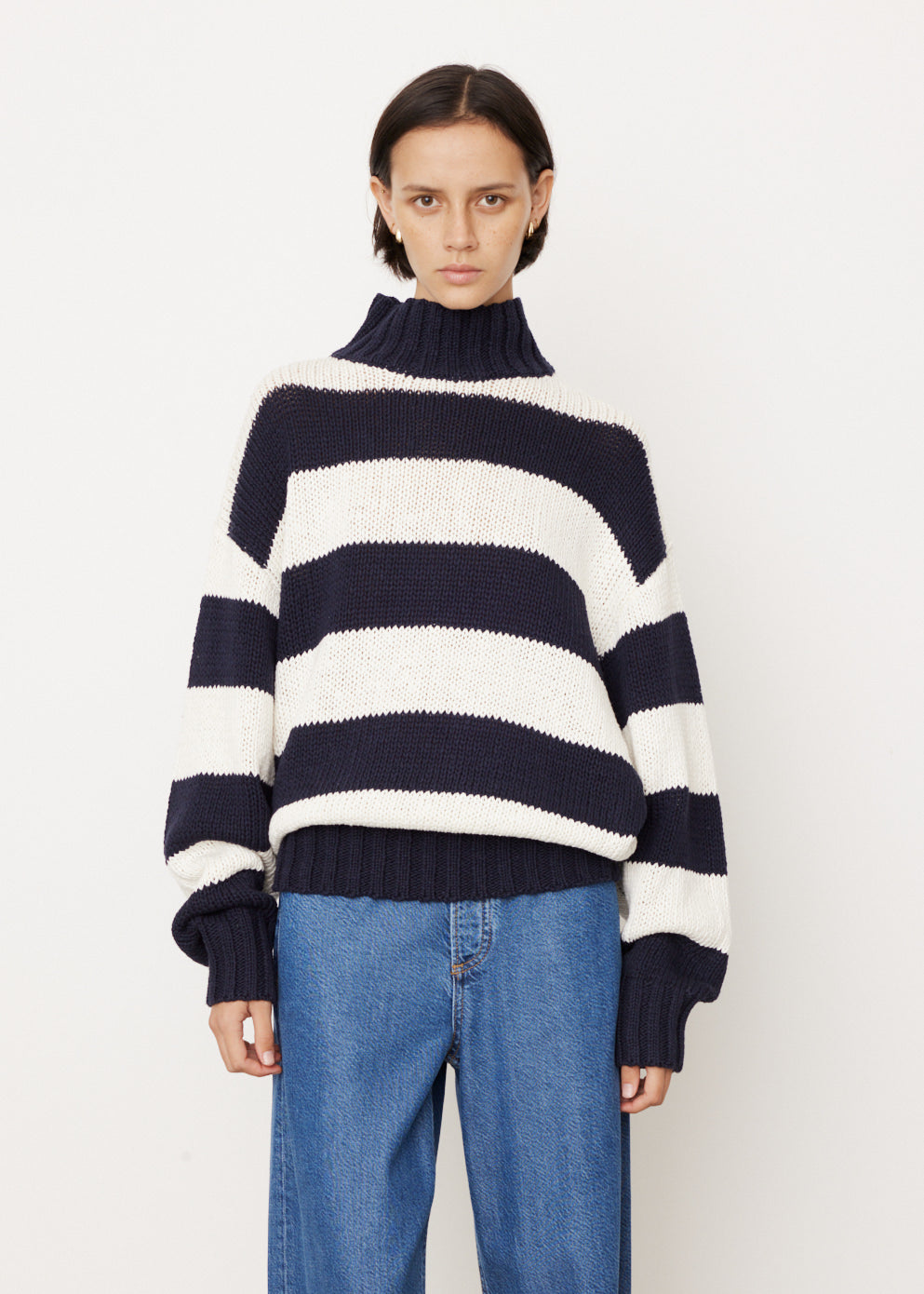 Wide Stripe Turtleneck Knit