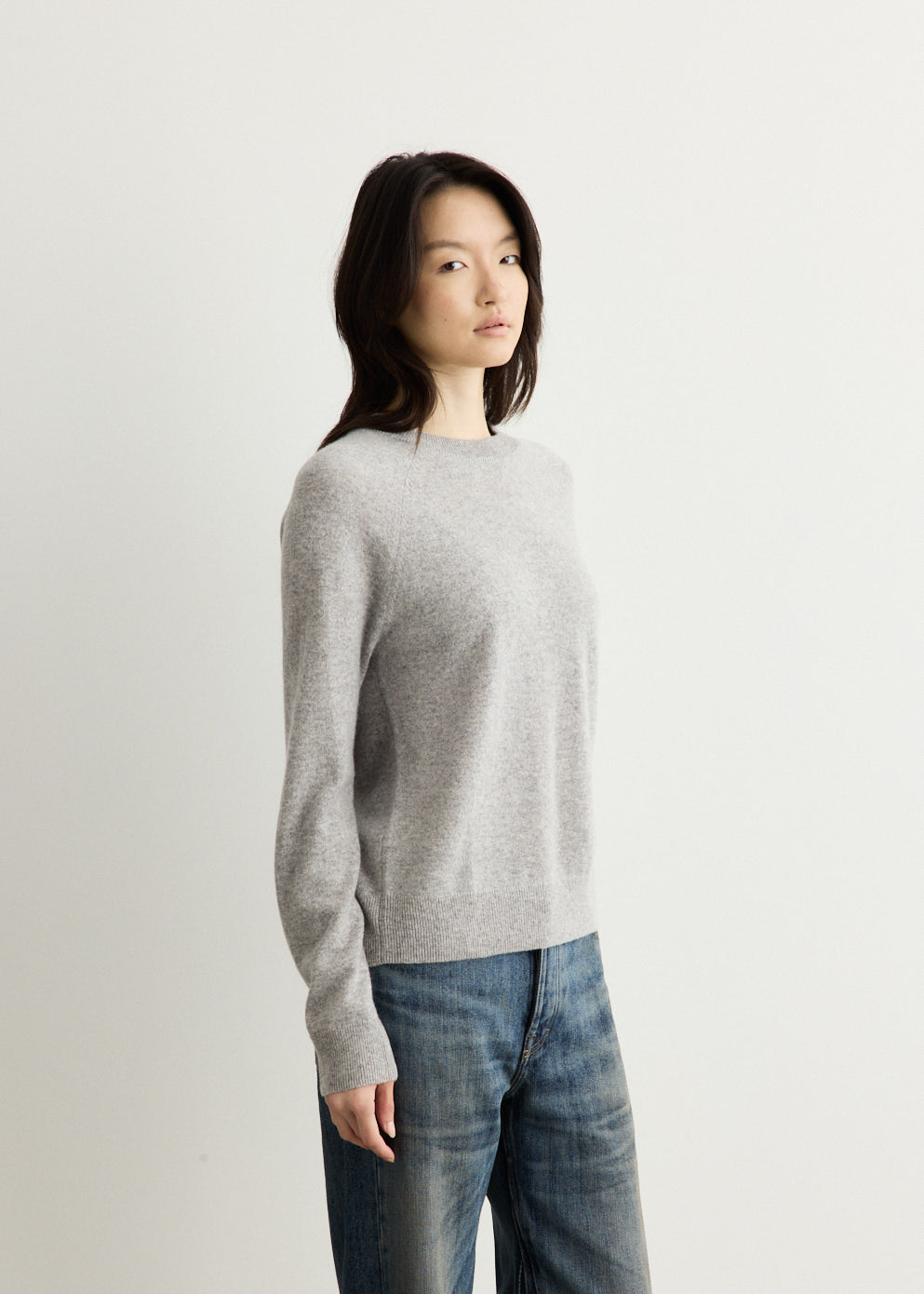 Boston O-Neck Sweater