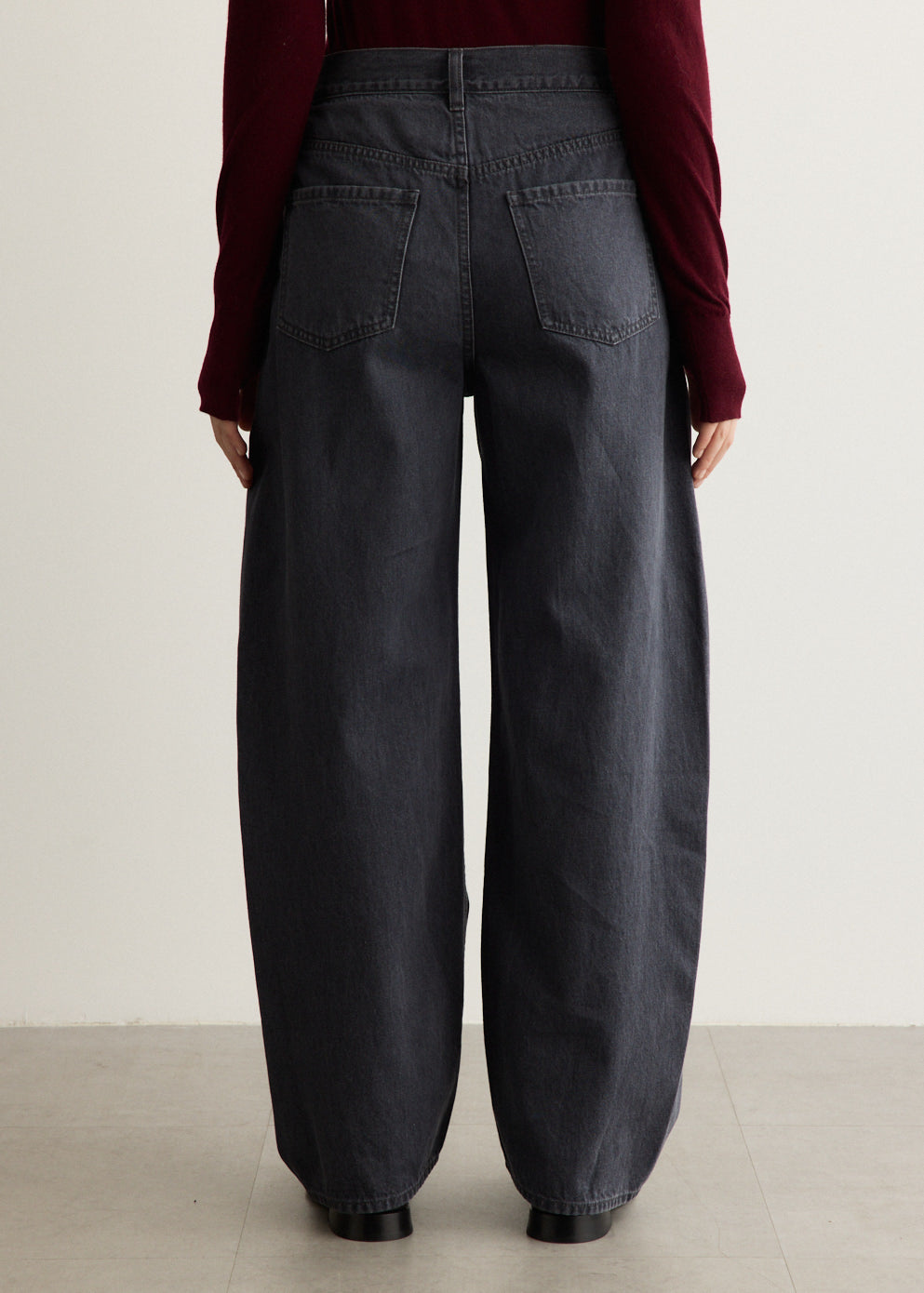 Jet Curved Leg Jeans