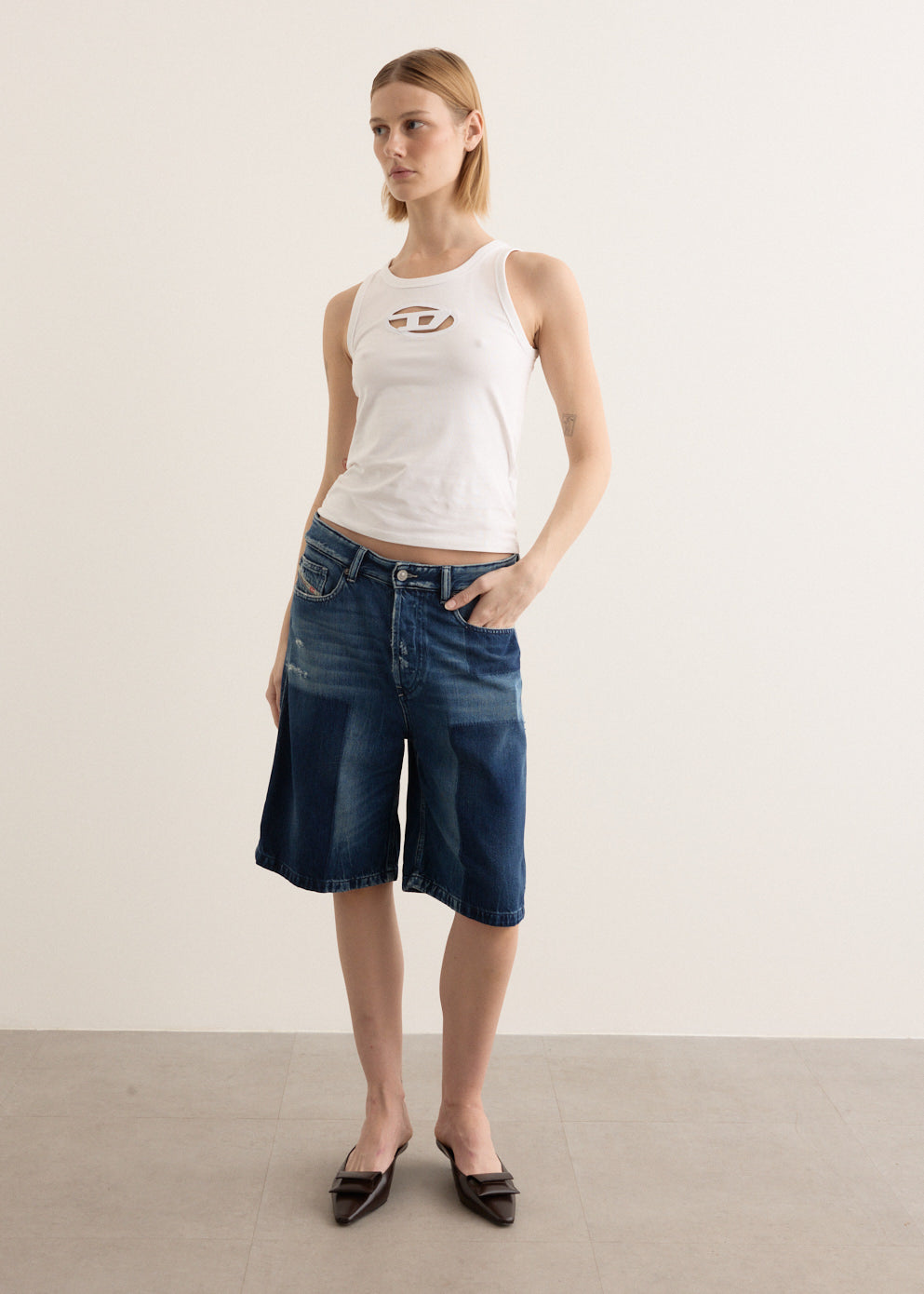 DE-SIRE-SHORT Short Pants