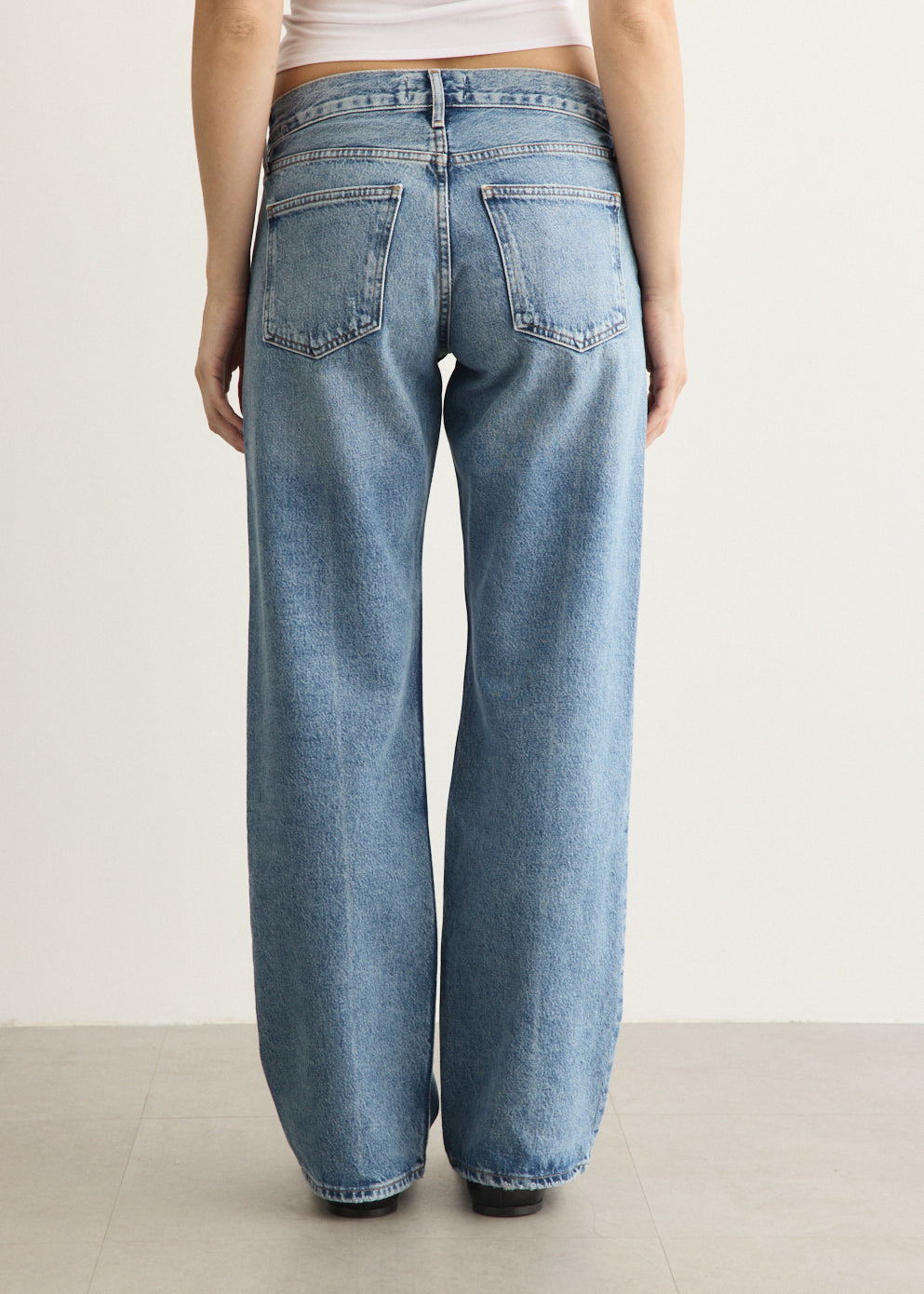 Low Rise Loose Jeans