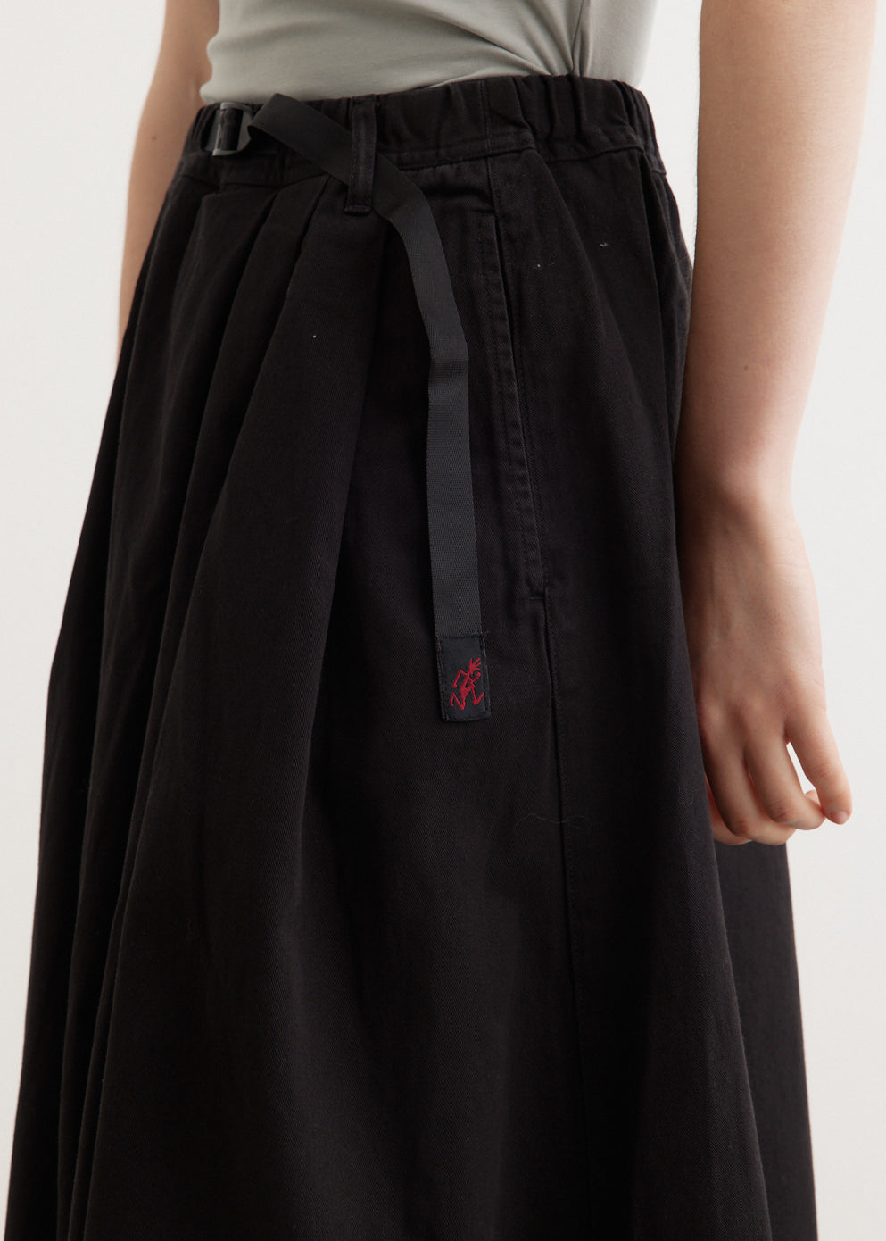 Talecut Skirt