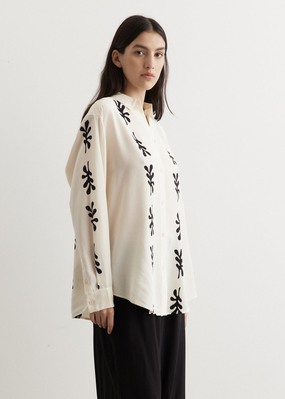 Midi black Embroidered Wool Skirt 4776