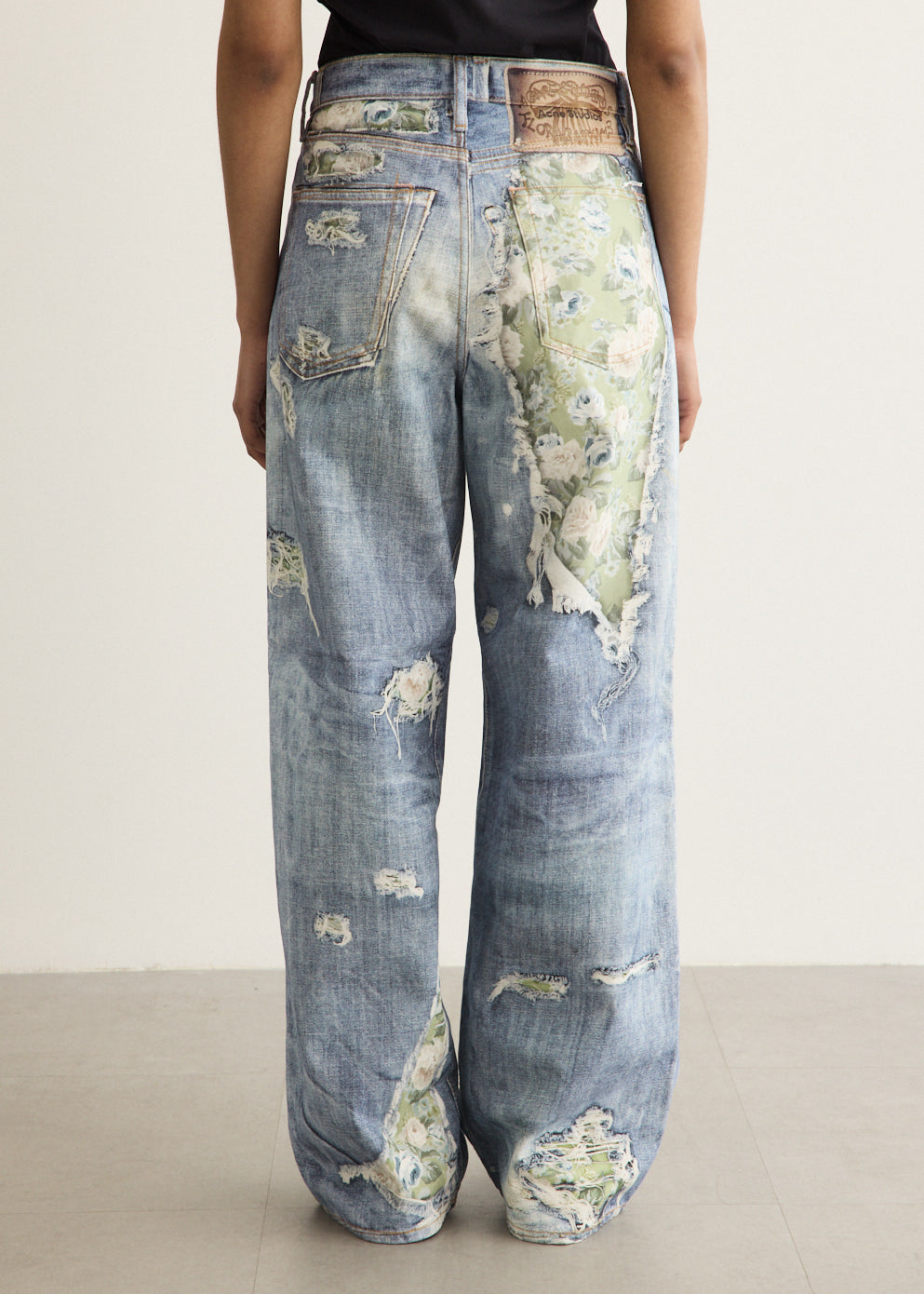 1981 U Trompe Lo'eil Rose Print Denim Jeans