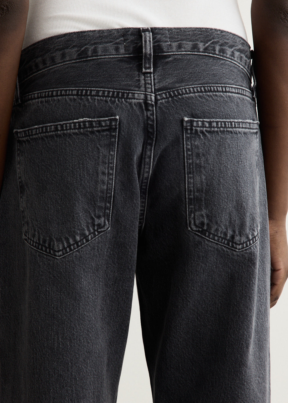 Low Rise Loose Jeans