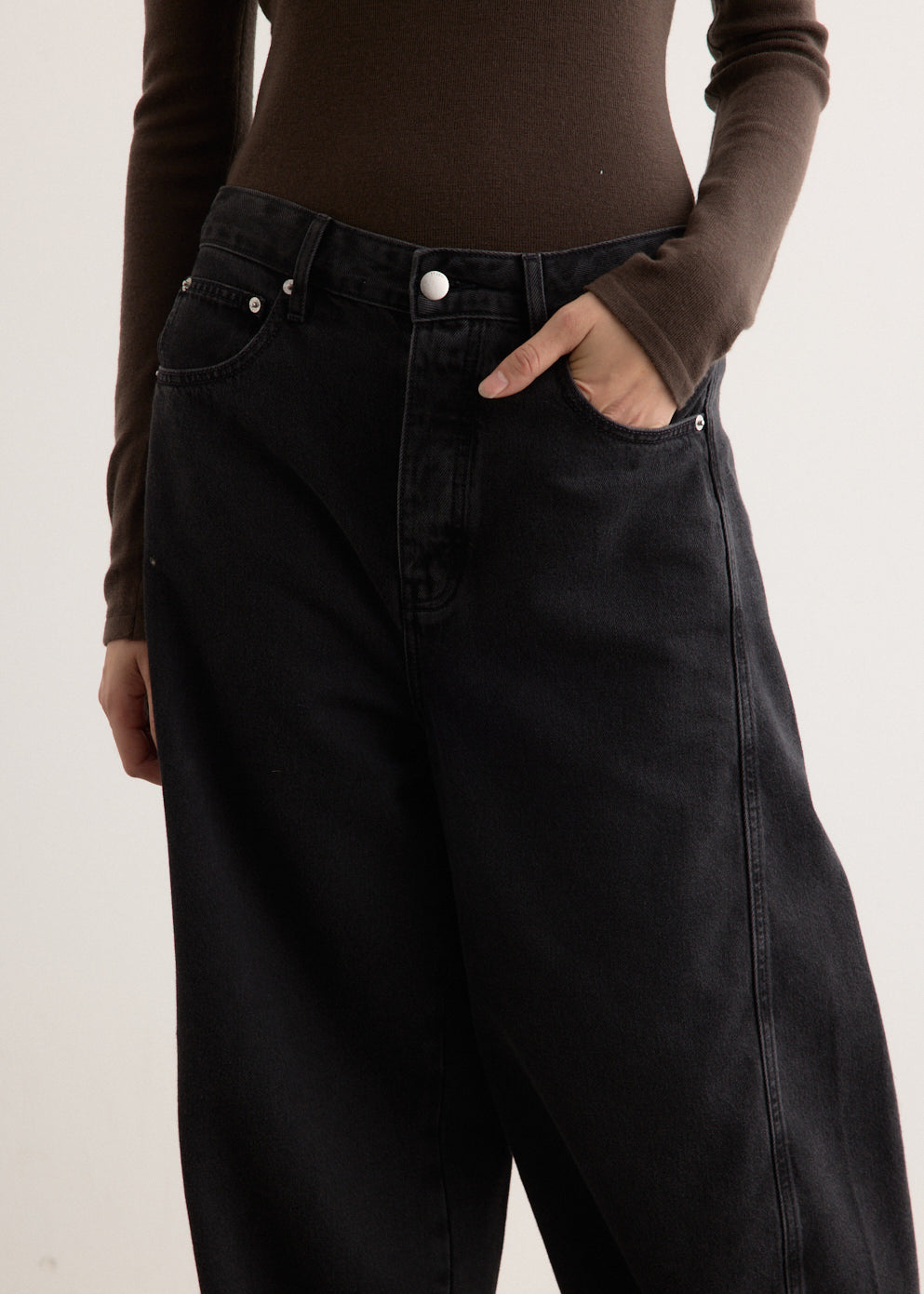 Mid Rise Balloon Jeans