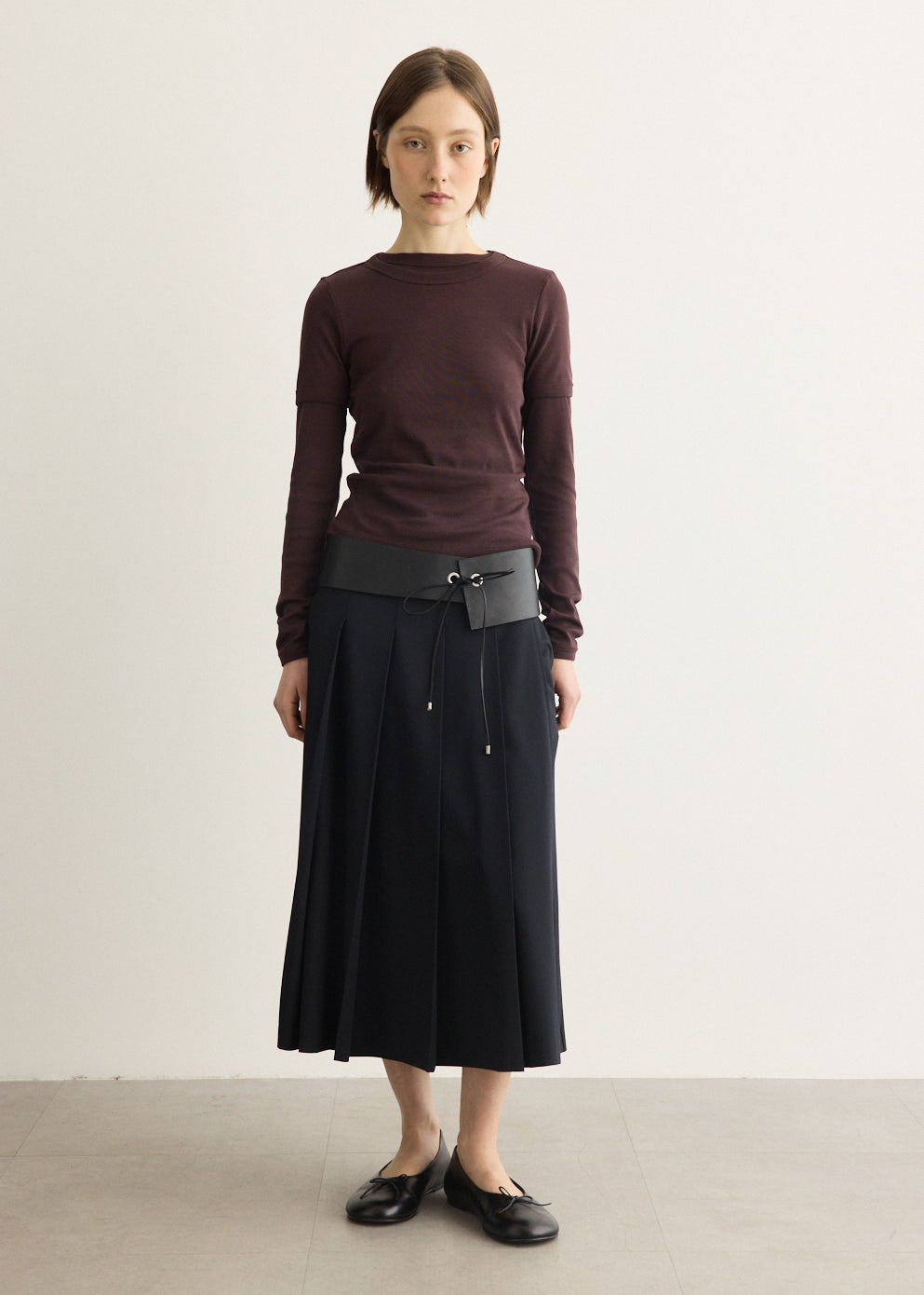 Acadamie Pleated Midi skirt