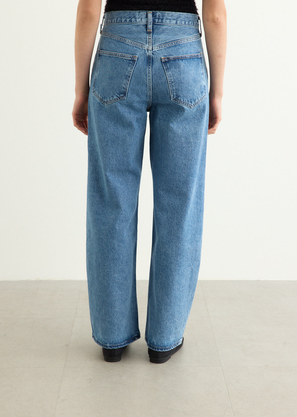 Low Curve Jeans