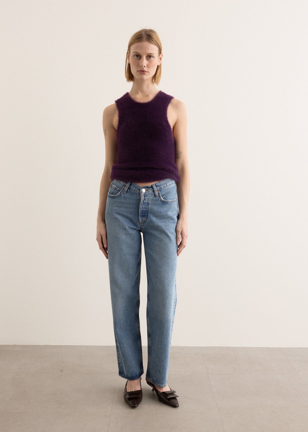 V-Waist Baggy Jeans