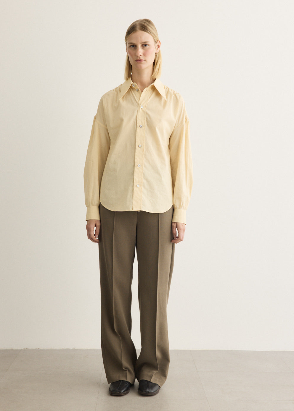Soft Pointed Collar Shirt