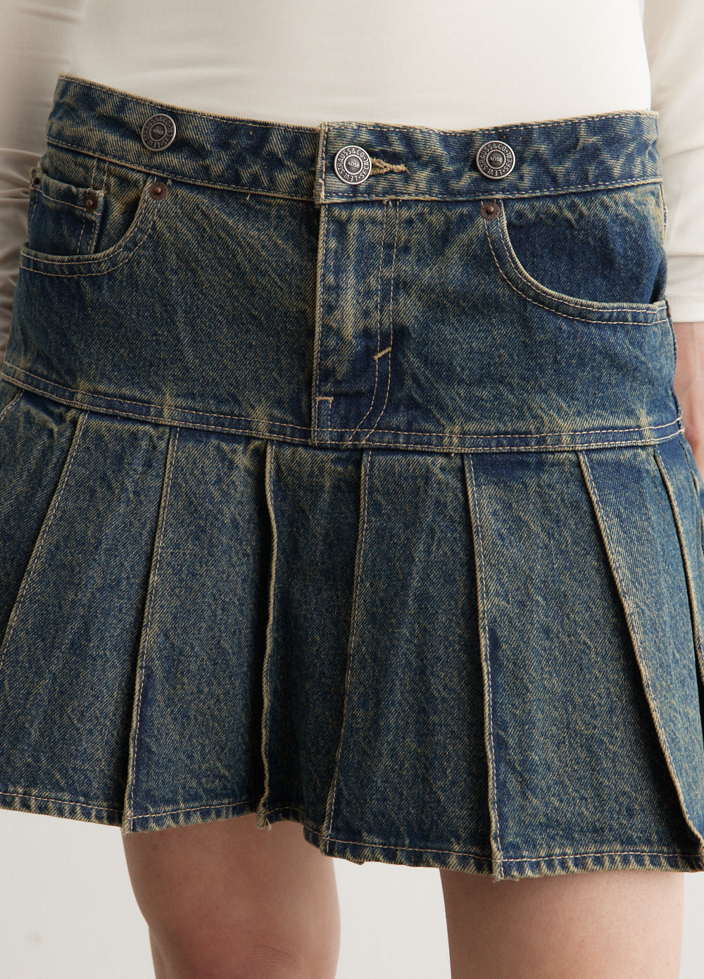 x Levi's Skirt