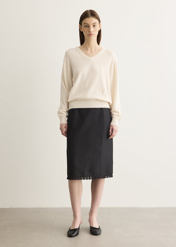 Unisex Soft V-Neck Jumper