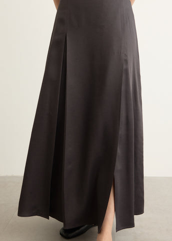 Pleat Front Skirt