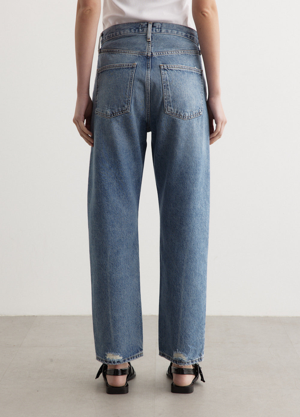 90's Mid Rise Straight Jeans