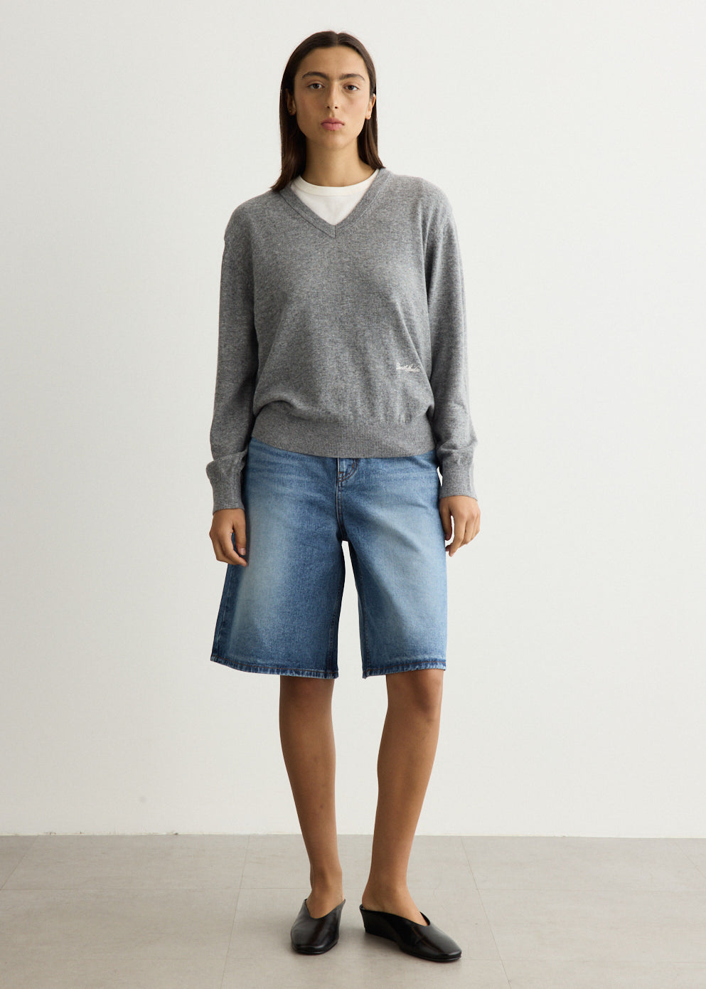 Unisex Soft V-Neck Jumper