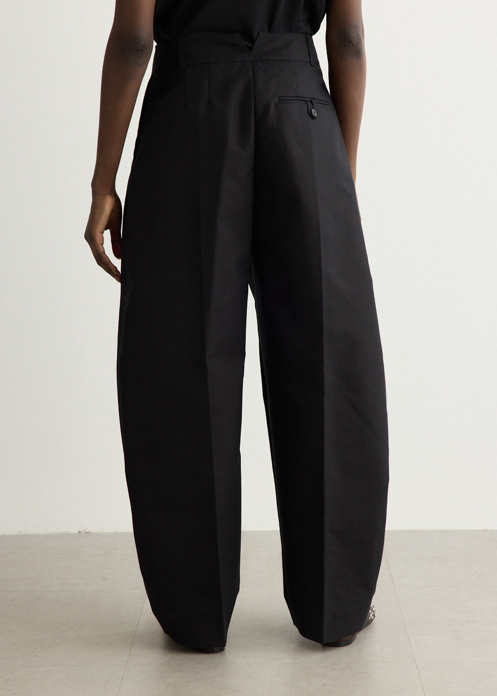 Le Pantalon Ovalo