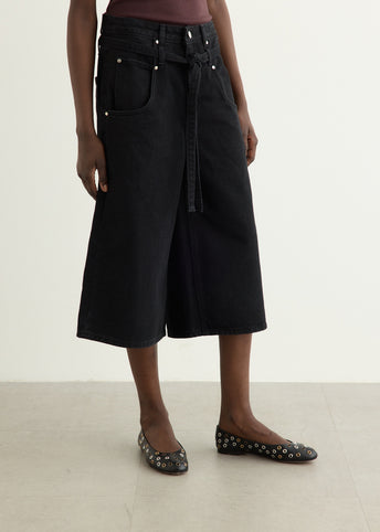 Incu Exclusive Bermuda Denim Pants