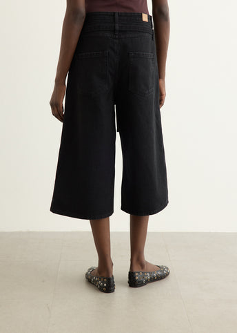 Incu Exclusive Bermuda Denim Pants