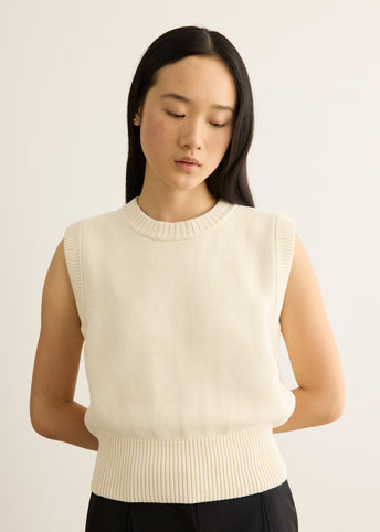 Beata Vest
