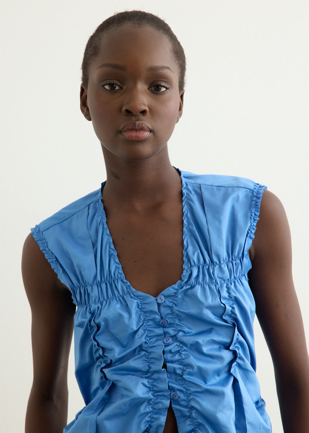 Incu Exclusive Wrinkle Sleeveless Shirt