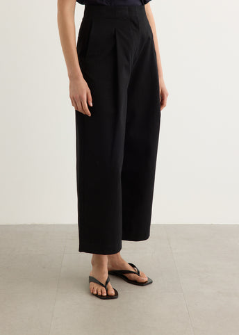 Deep Pleat Volume Ankle Crop Pants