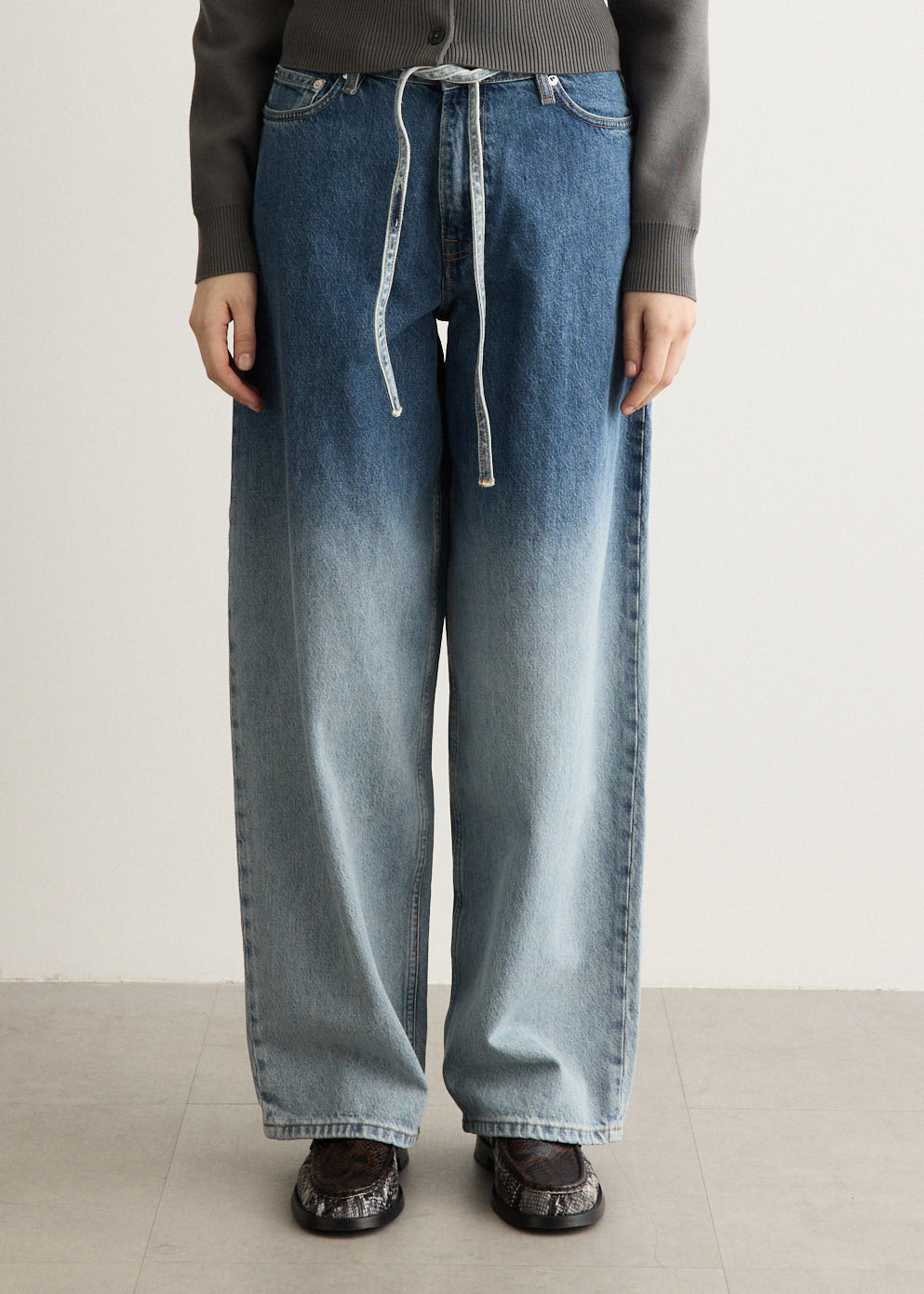 Saharper Belt Jeans