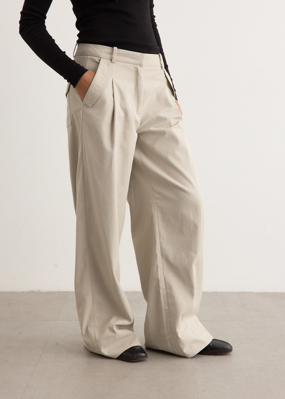 Utility Pleat Pants
