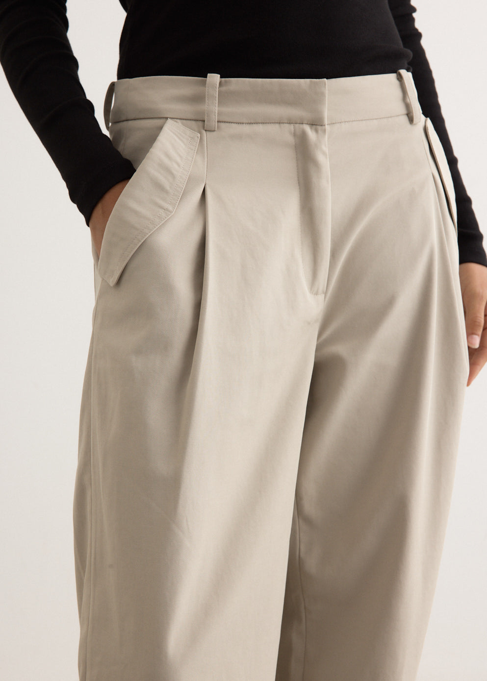 Utility Pleat Pants