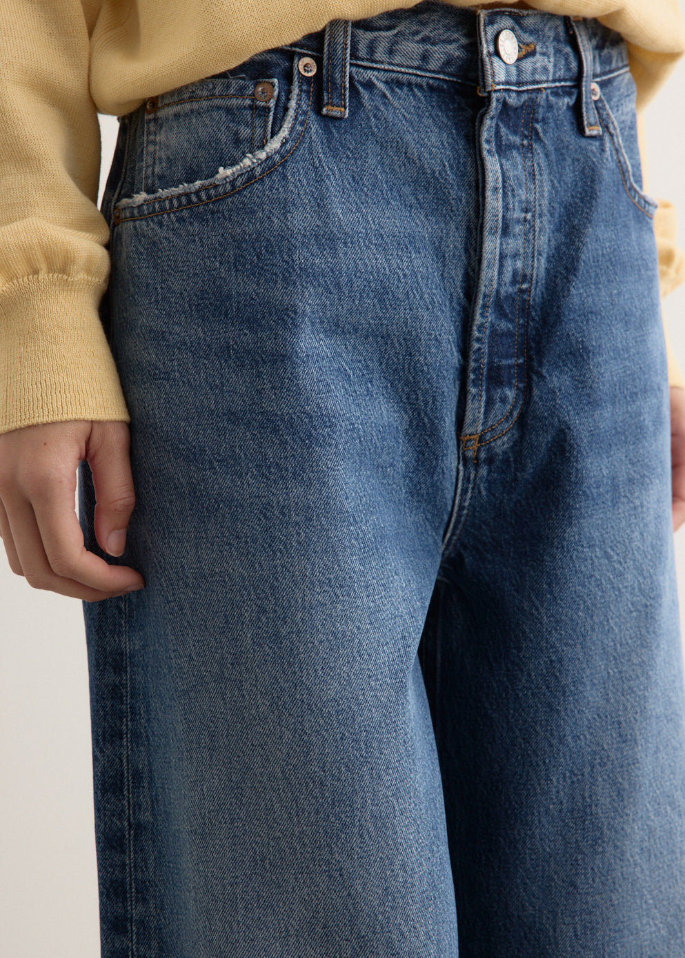 Low Slung Baggy Jeans
