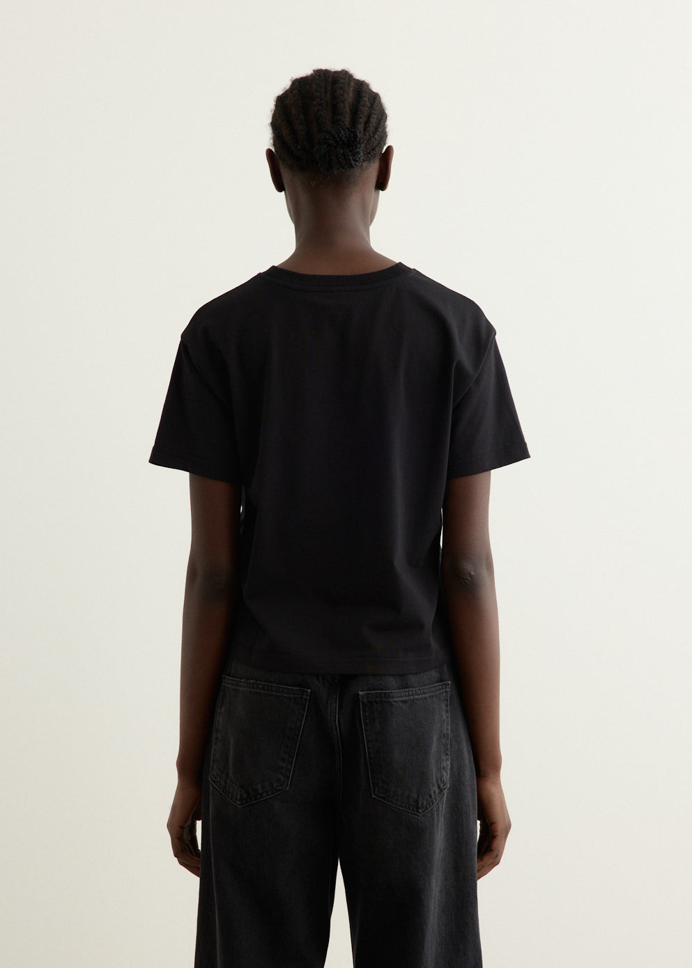 【関税込み】A.P.C. ブラック Boxy Printed Micro Logo Tシャツ Boxy Micro Logo T-shirt | A.P.C.