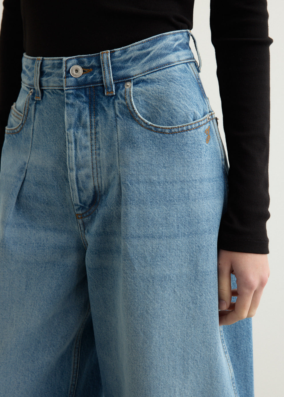 Le De-Nimes Ovalo Jeans
