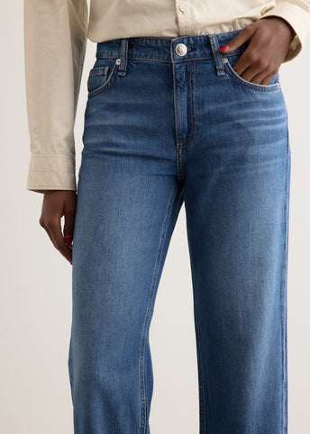 Featherweight Baggy Dre Boyfriend Jeans