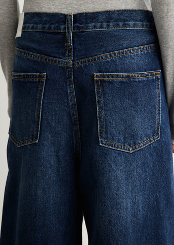 Mid Rise Pleat Barrel Jeans