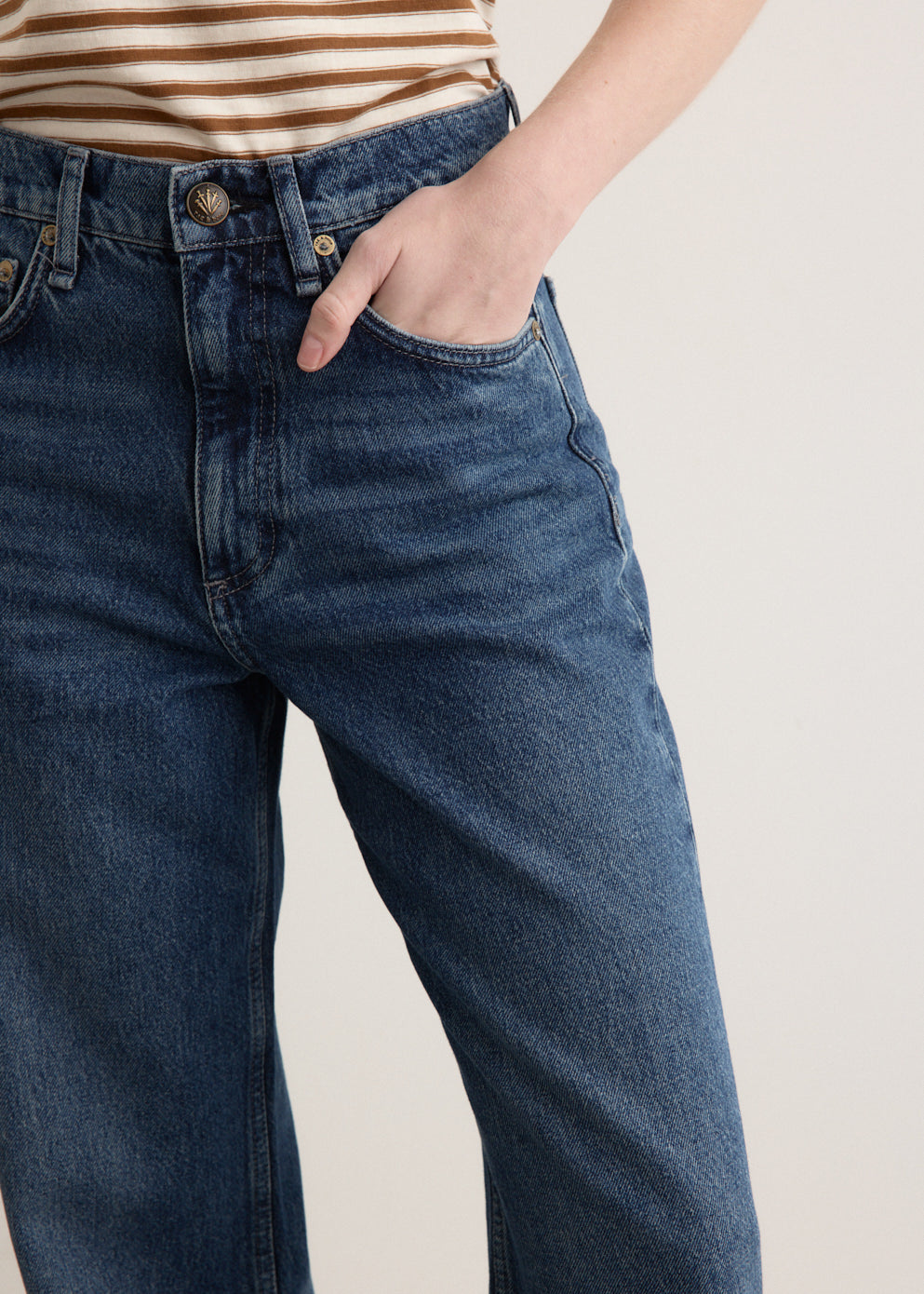 Shea High-Rise Relaxed Straight Jeans