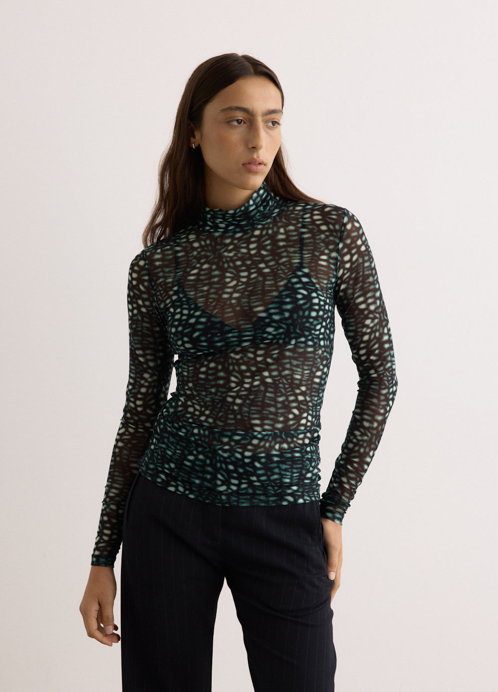 Hoyser Turtleneck Top