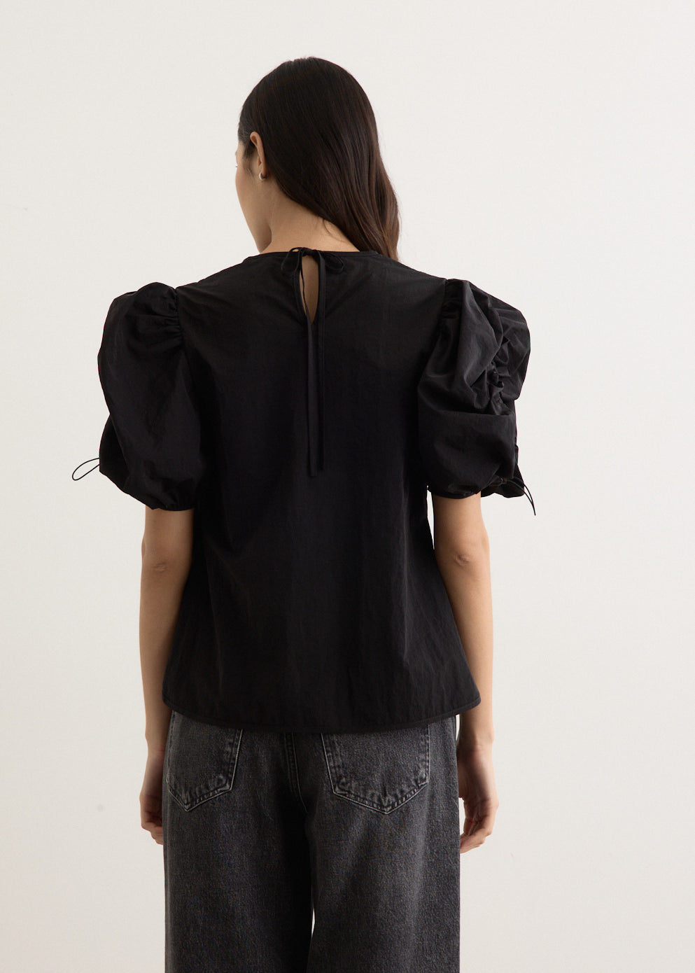 Amari Top