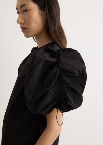 Amari Top