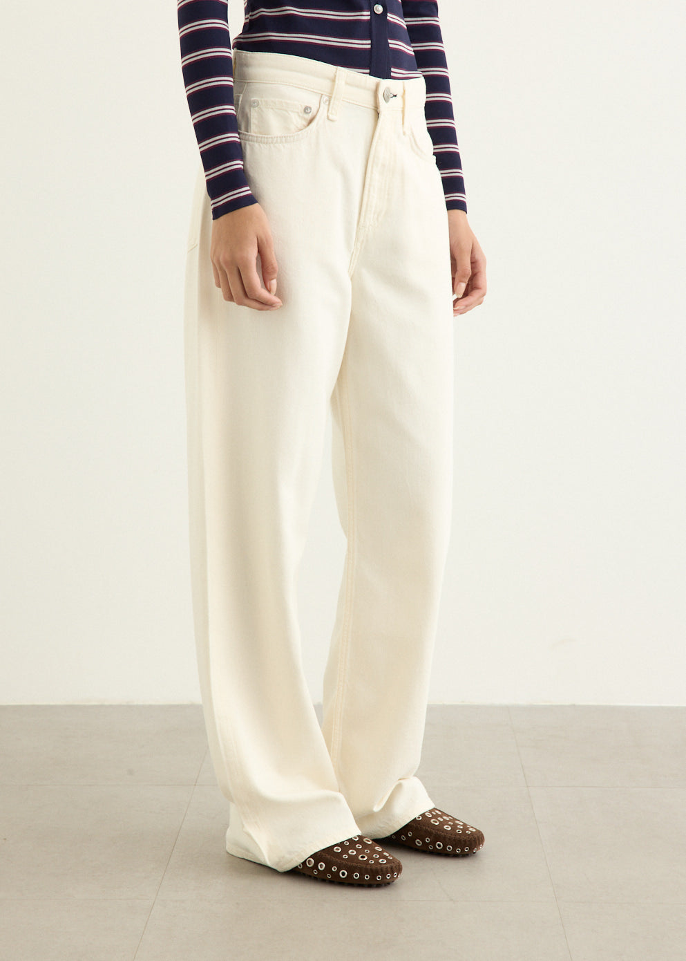 Featherweight Logan Jeans