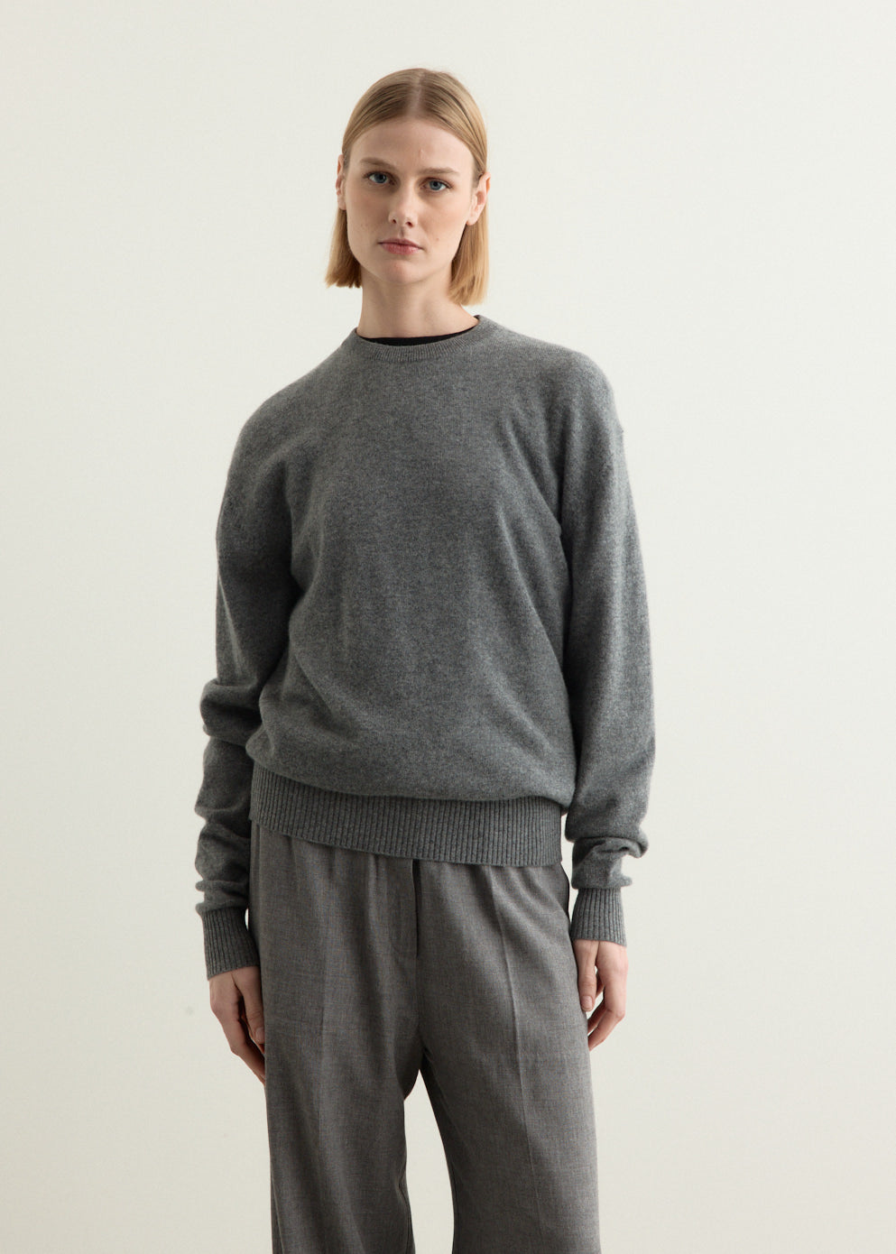 Classic Cashmere Crew Knit