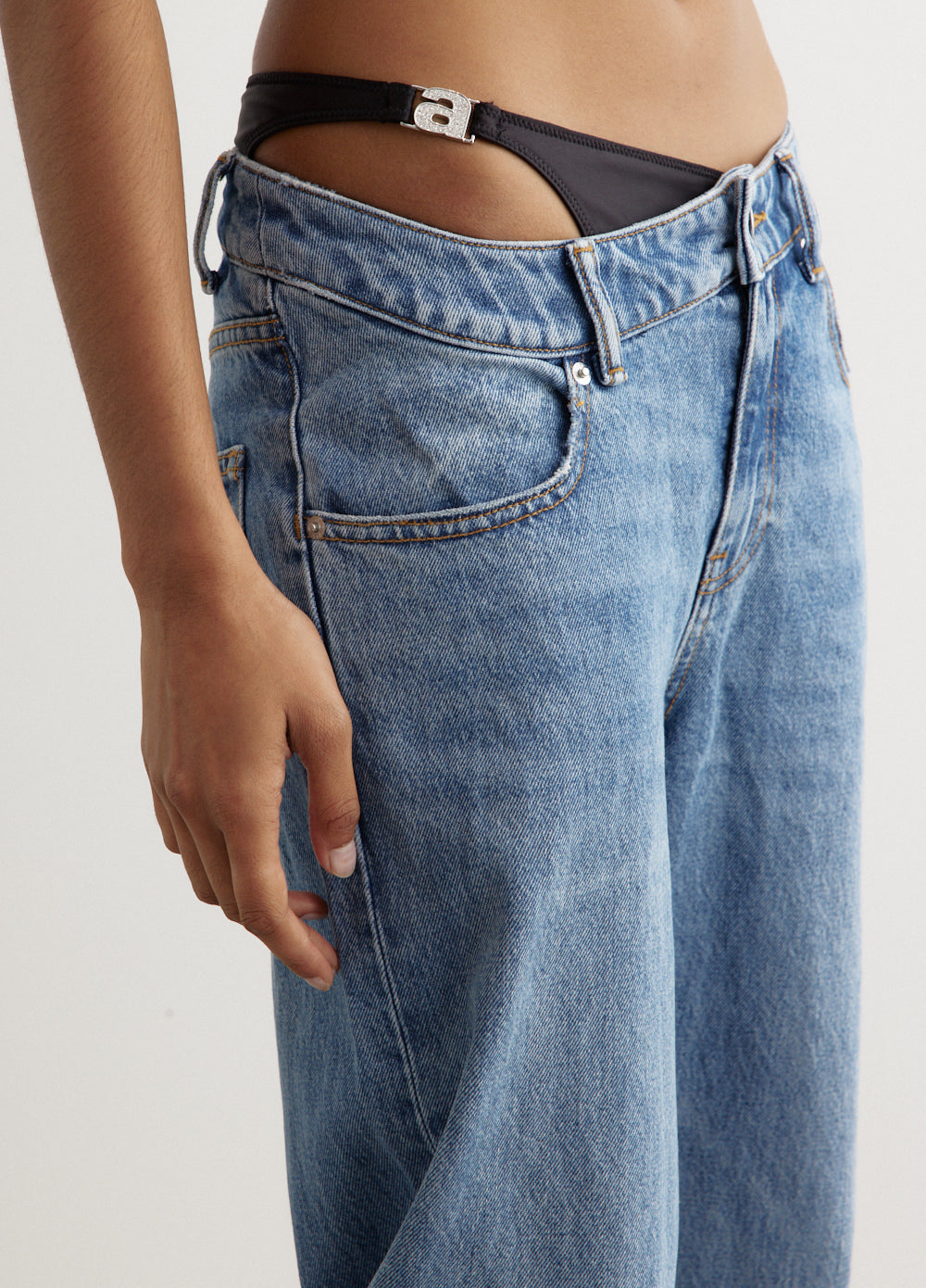 個性派デニム【alexanderwang】asymmetrical bikini layer jean ASYMMETRICAL BIKINI LAYER JEANS in VINTAGE LIGHT INDIGO