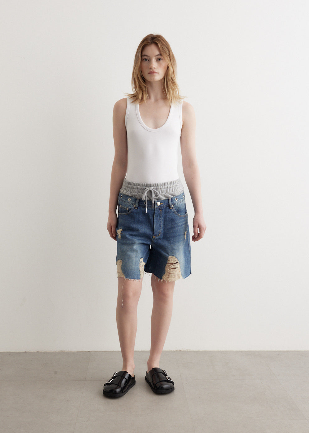 Denny Sweat Waist Damaged Shorts