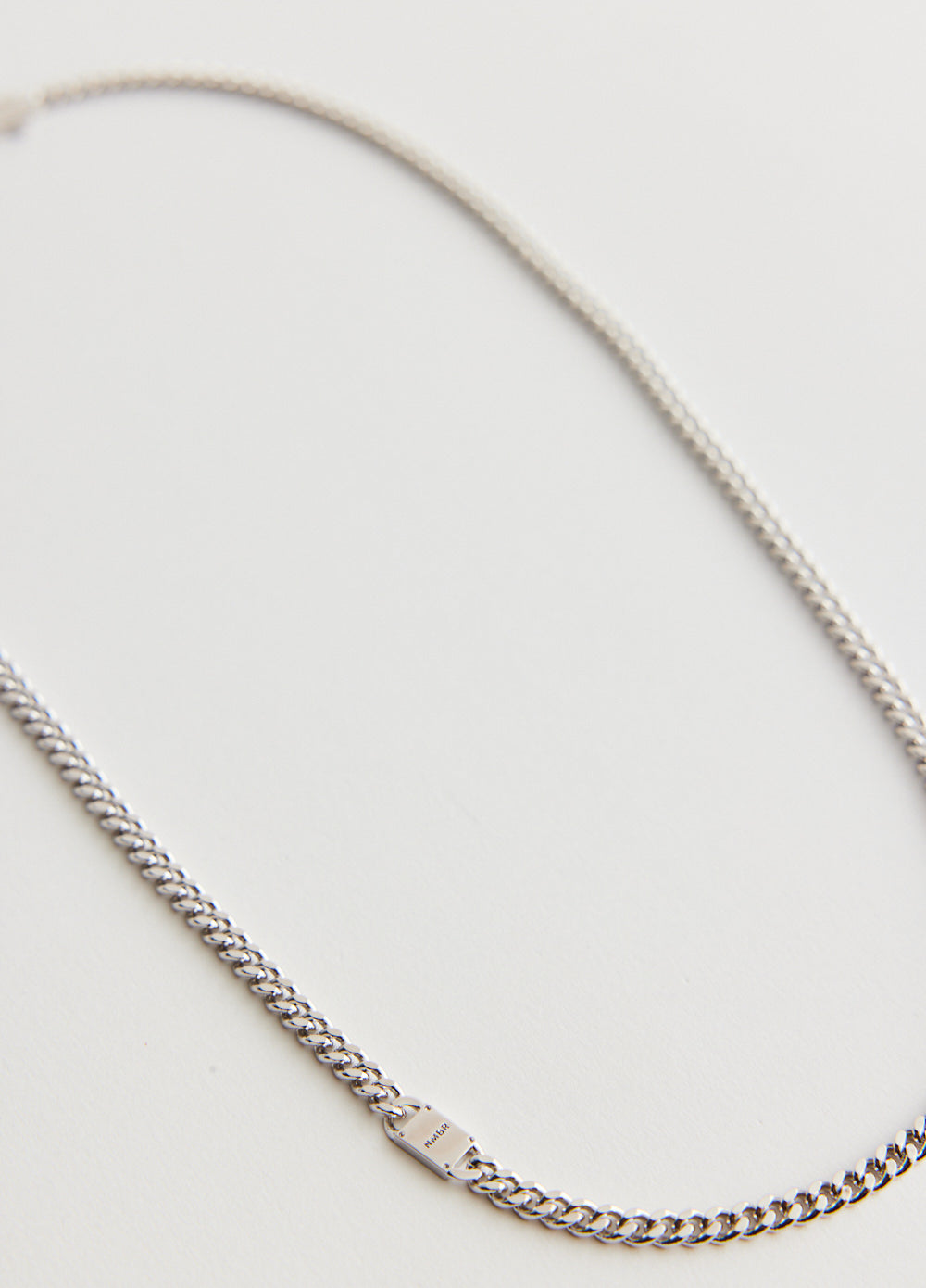 Side Pendant Curb Chain Necklace