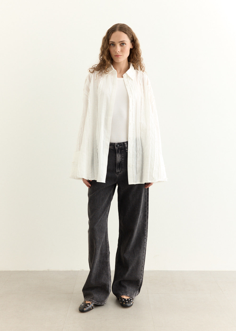 Featherweight Logan Wide Leg Jeans