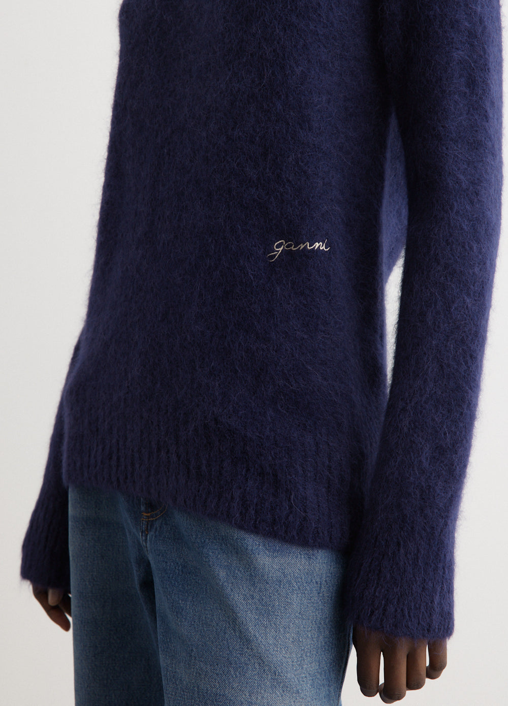 Brushed Alpaca O-Neck Knit